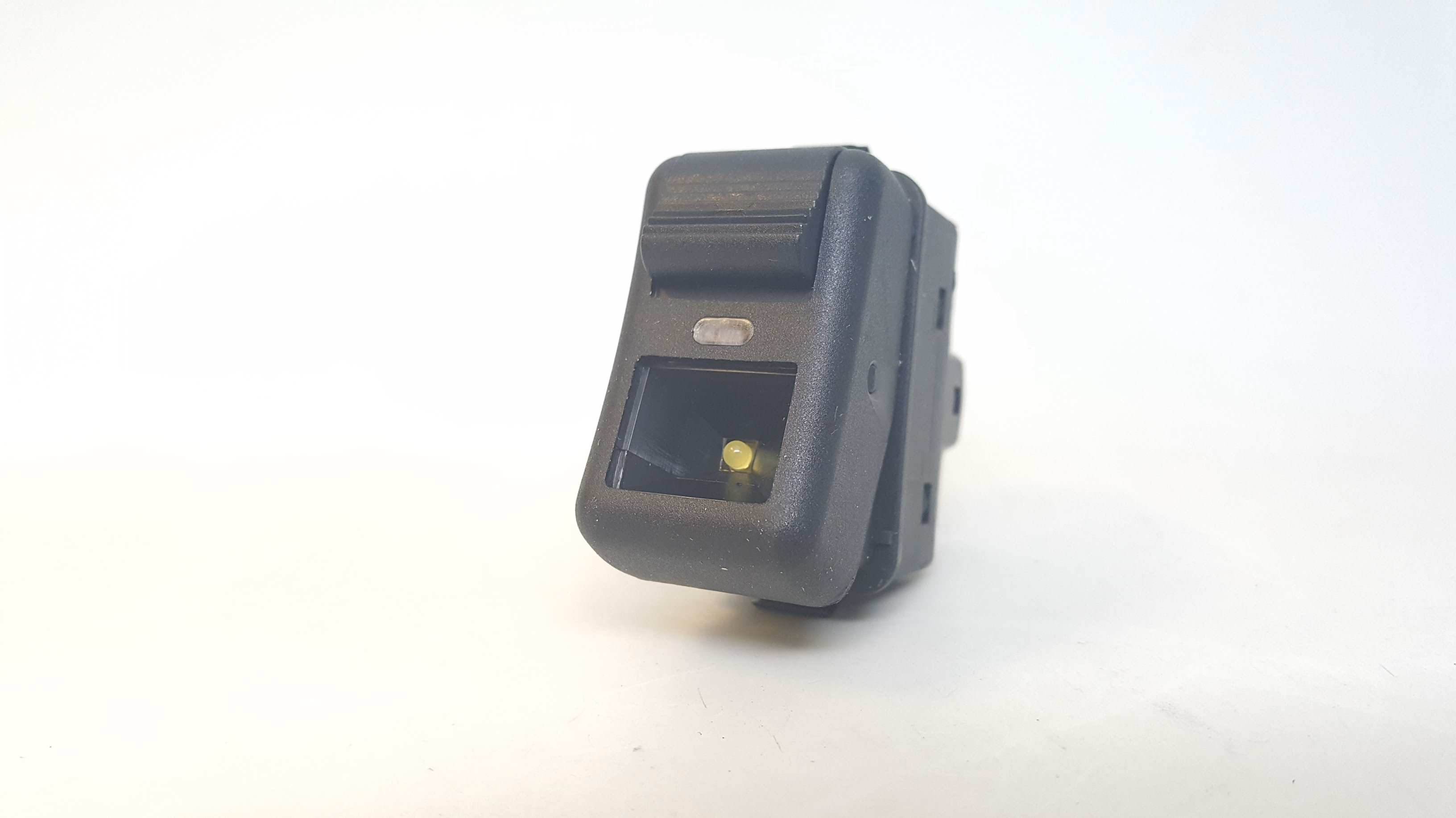Volvo Truck 1077938 24V Rocker Switch with Latch