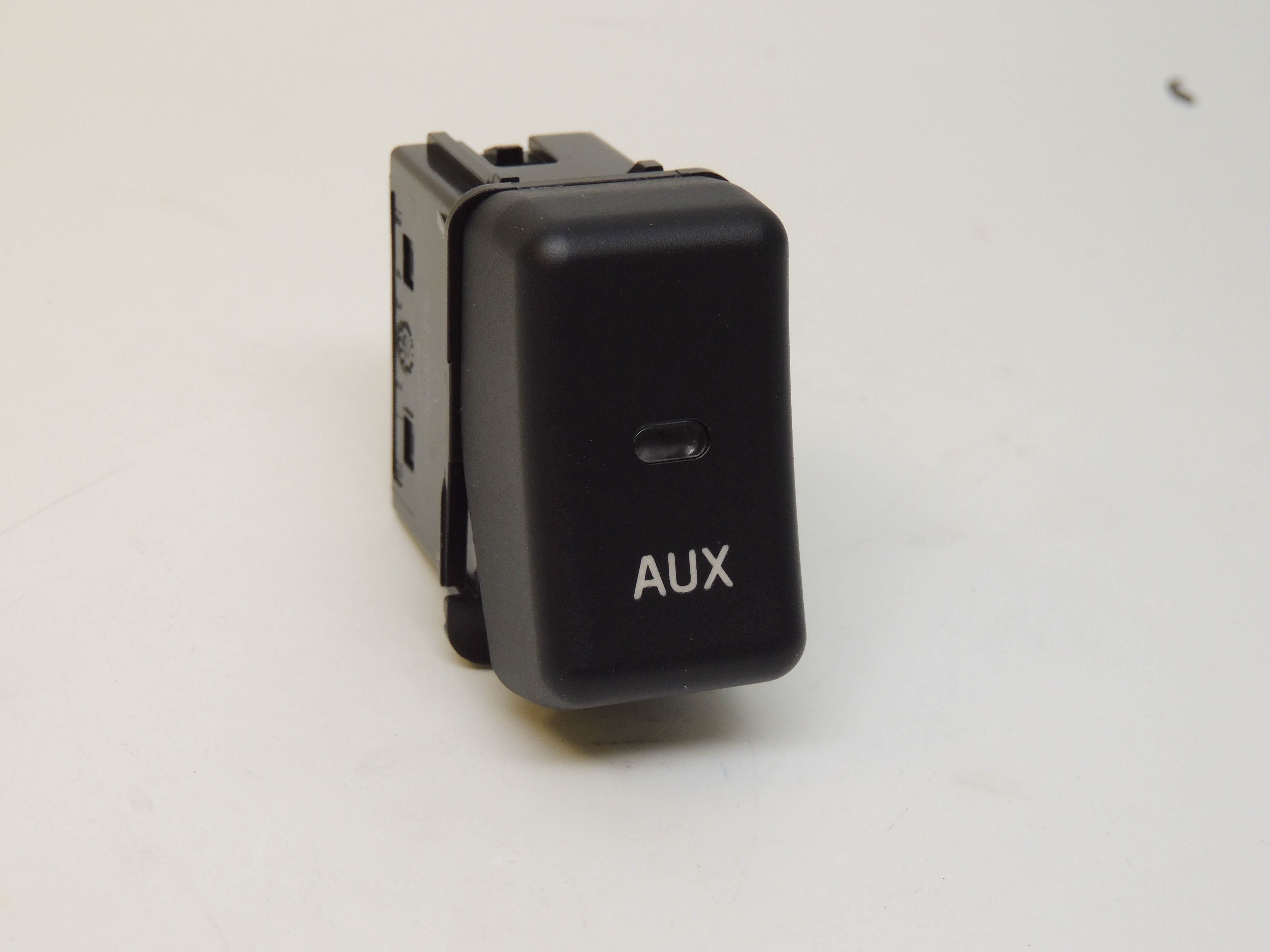 Volvo Truck 20470609 Auxillary Switch