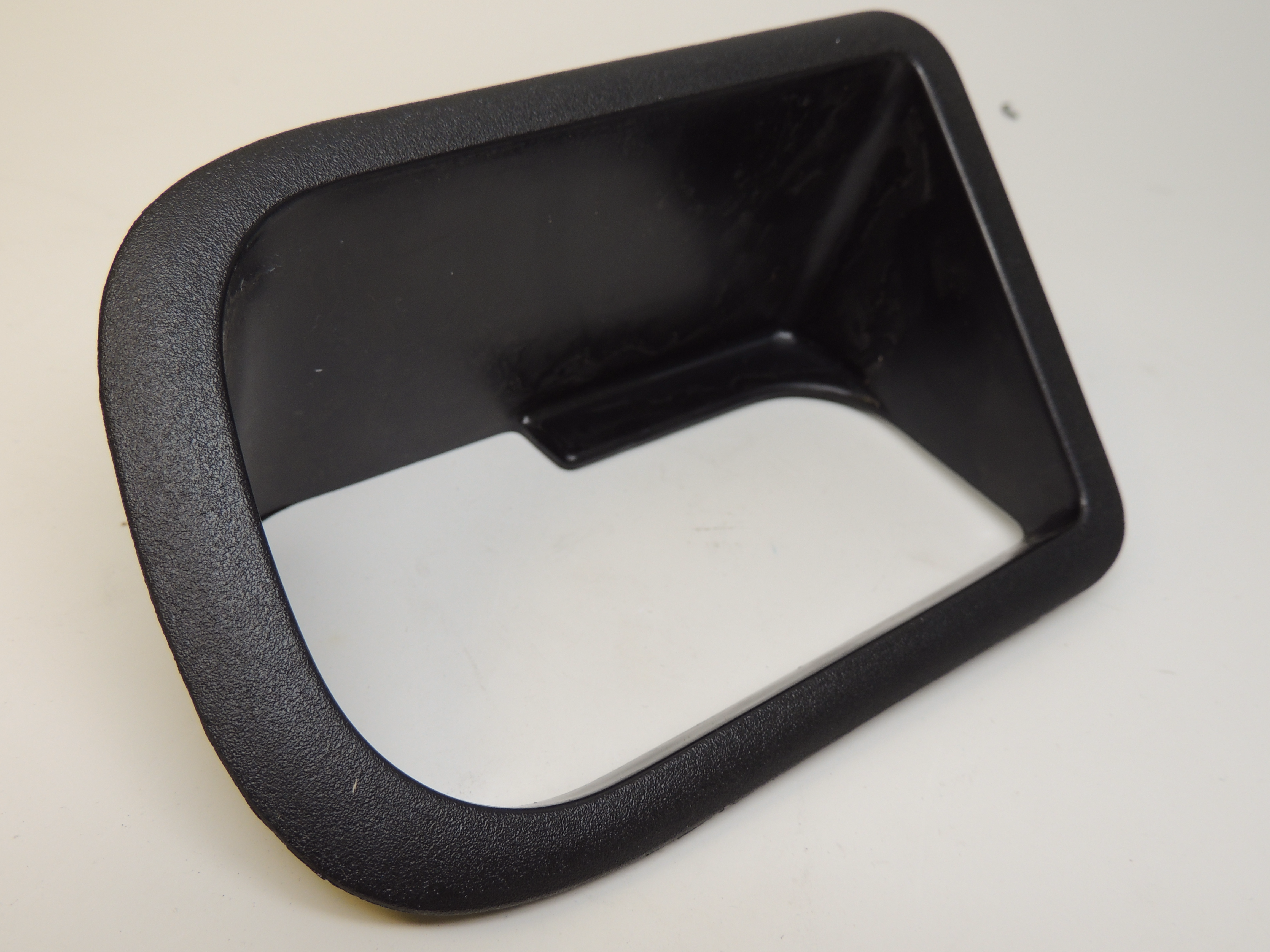 Volvo Truck 20834249 Cover, Chassis Fairing Handle Right Side