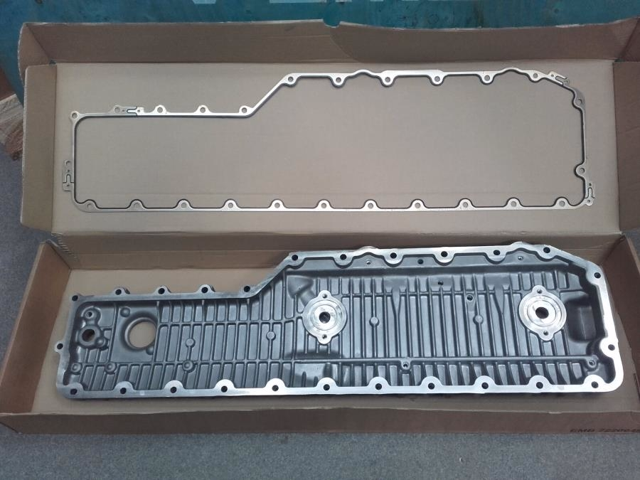 Volvo Truck 21508091 Engine Block Cover Kit 