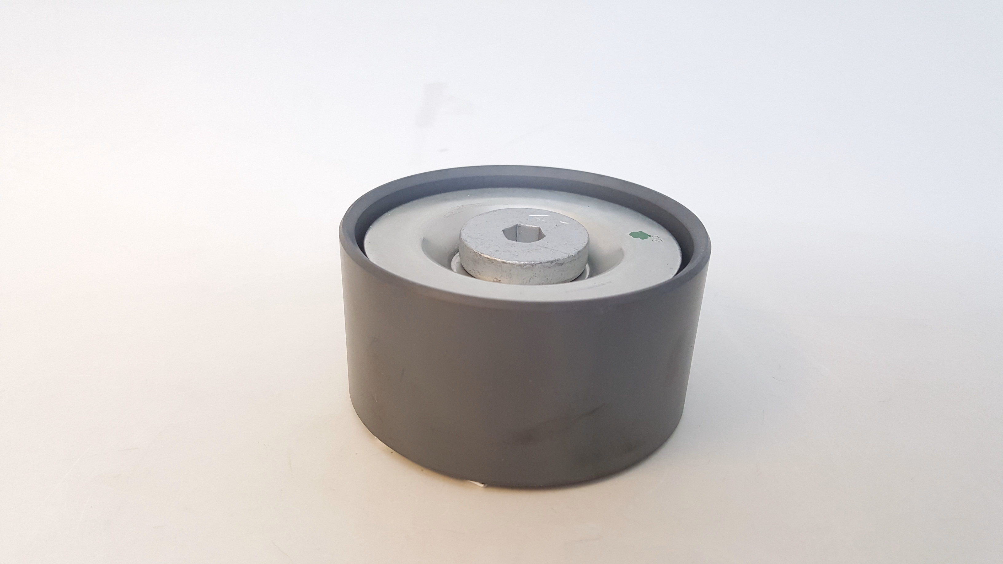 Volvo Truck 21574656 Idler Pulley