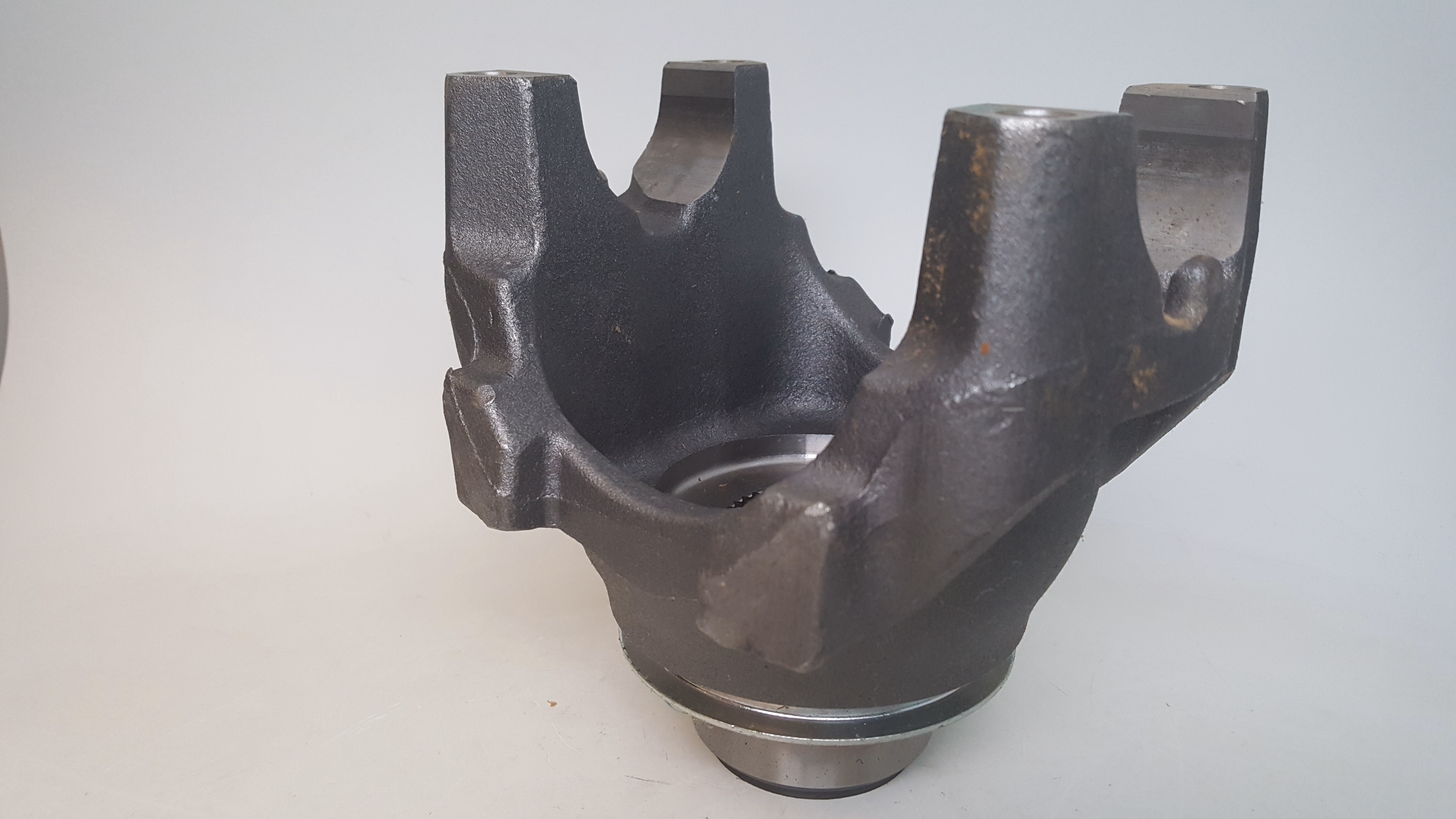 Volvo Truck 25153087 End Yoke