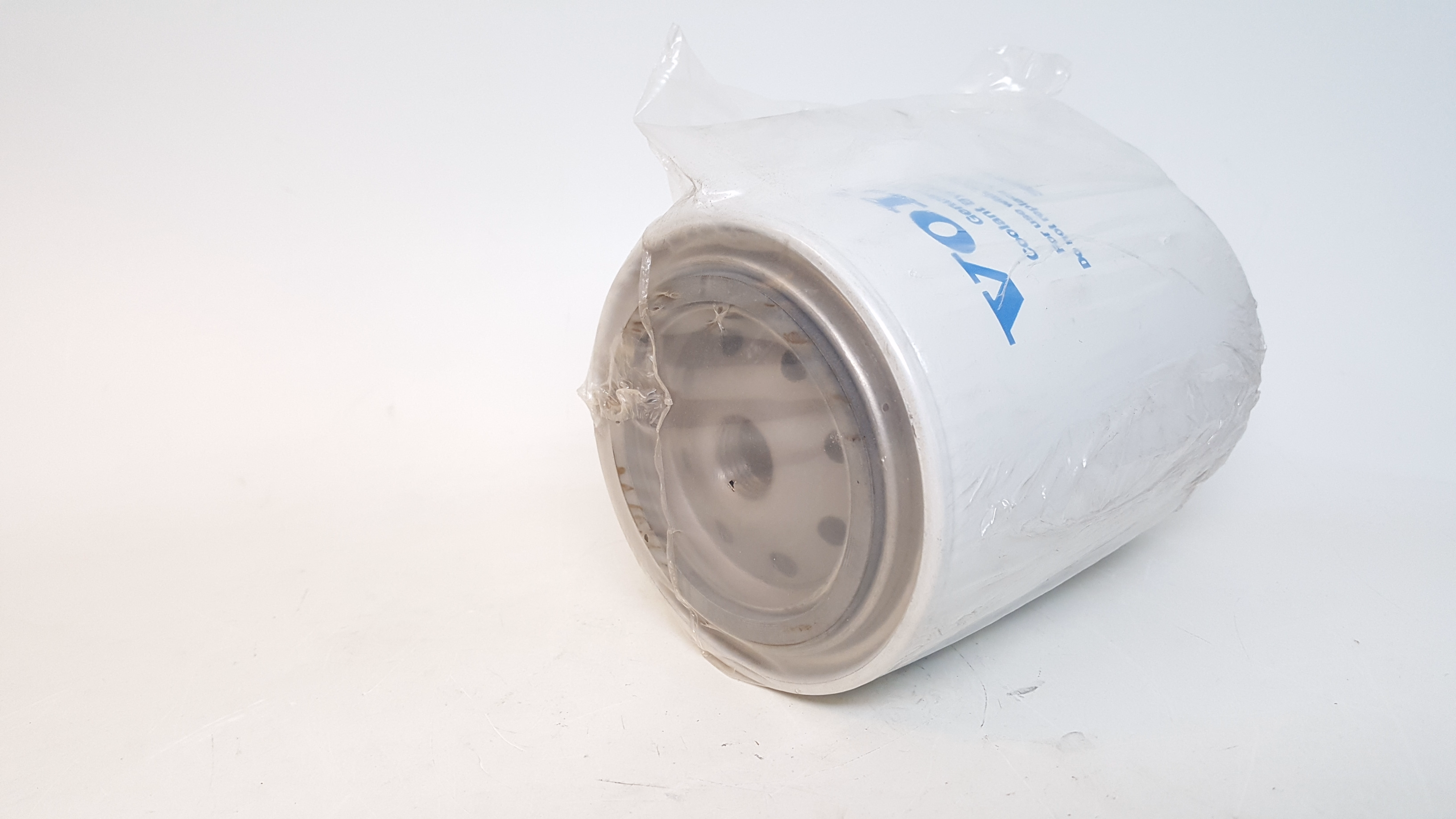 Volvo 3969696 Coolant Filter