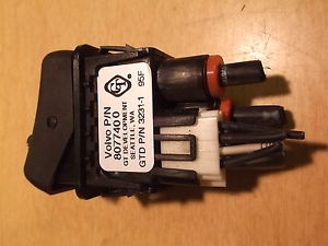 Volvo Truck 8077400 Switch, Interaxle Diff Lock, Air