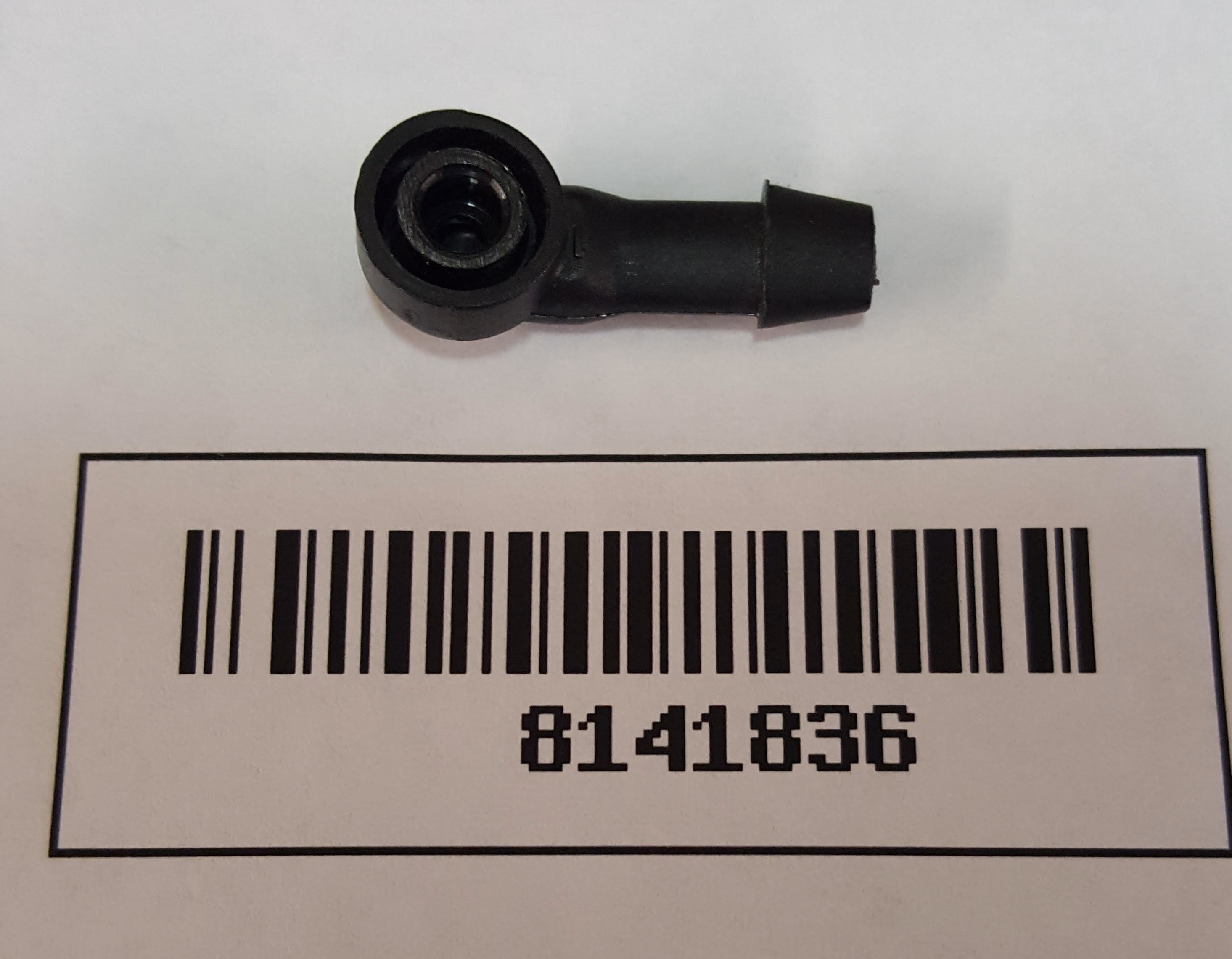 Volvo Truck 8141836 Elbow Nipple 