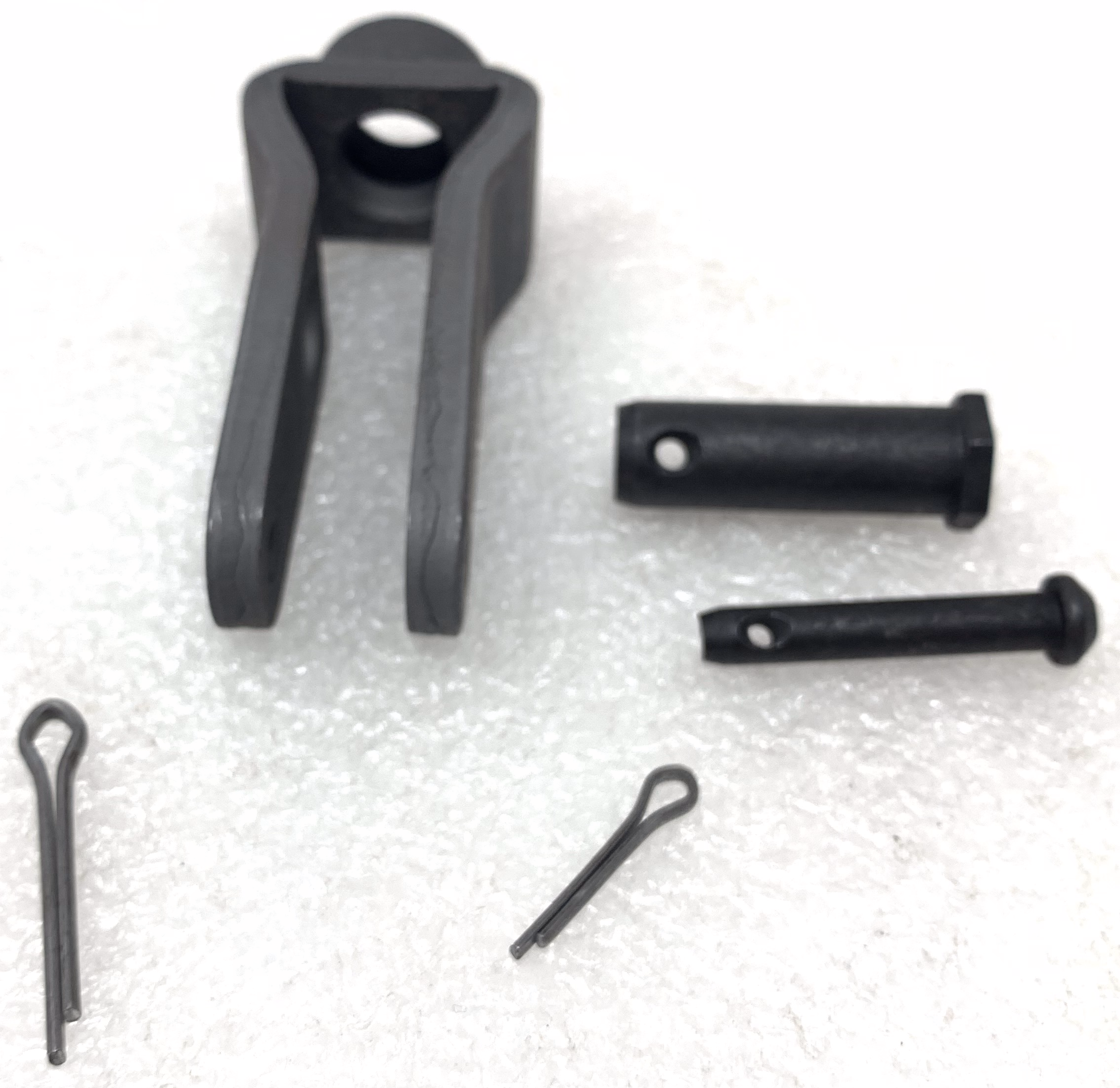 Mack Truck 8235-R810019 Kit-Clevis LW