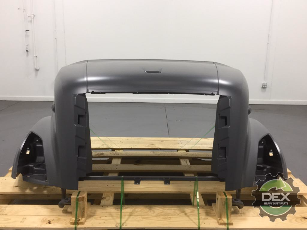 Volvo 82755761 VNL GEN5 SWO Hood  (Renovated)