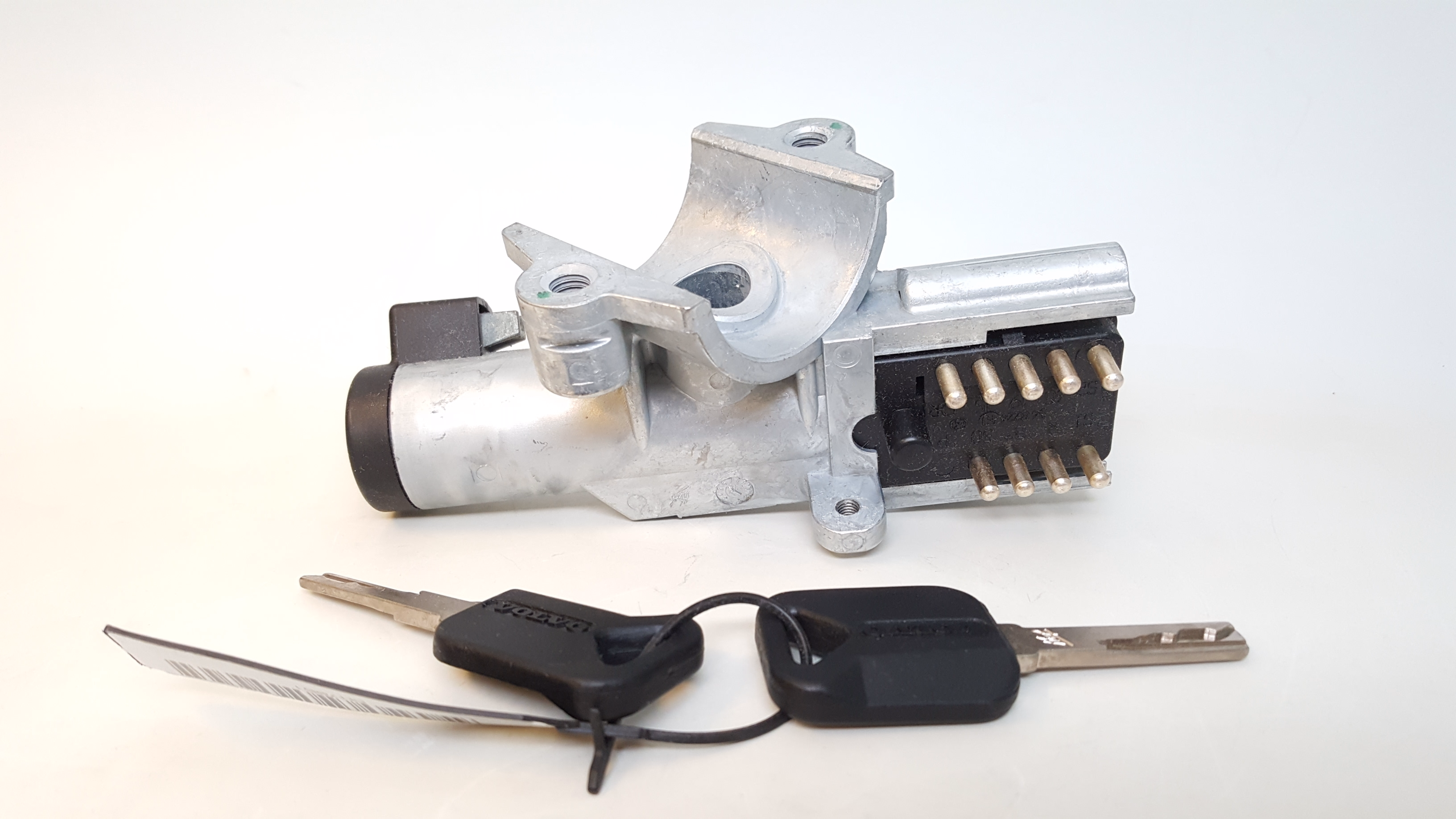 Volvo Truck 85107391 Locking Device