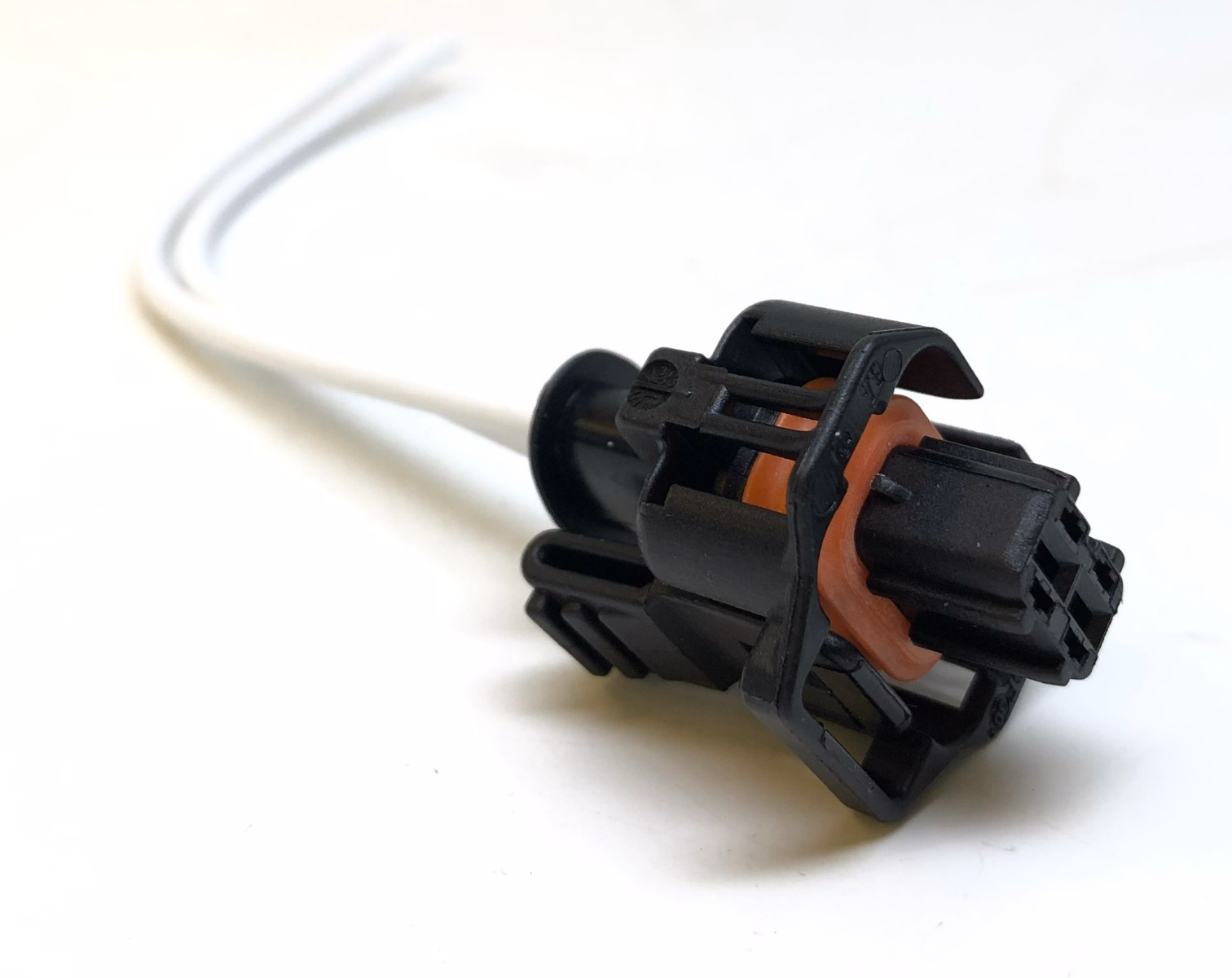 Mack Truck 85130732 Connector