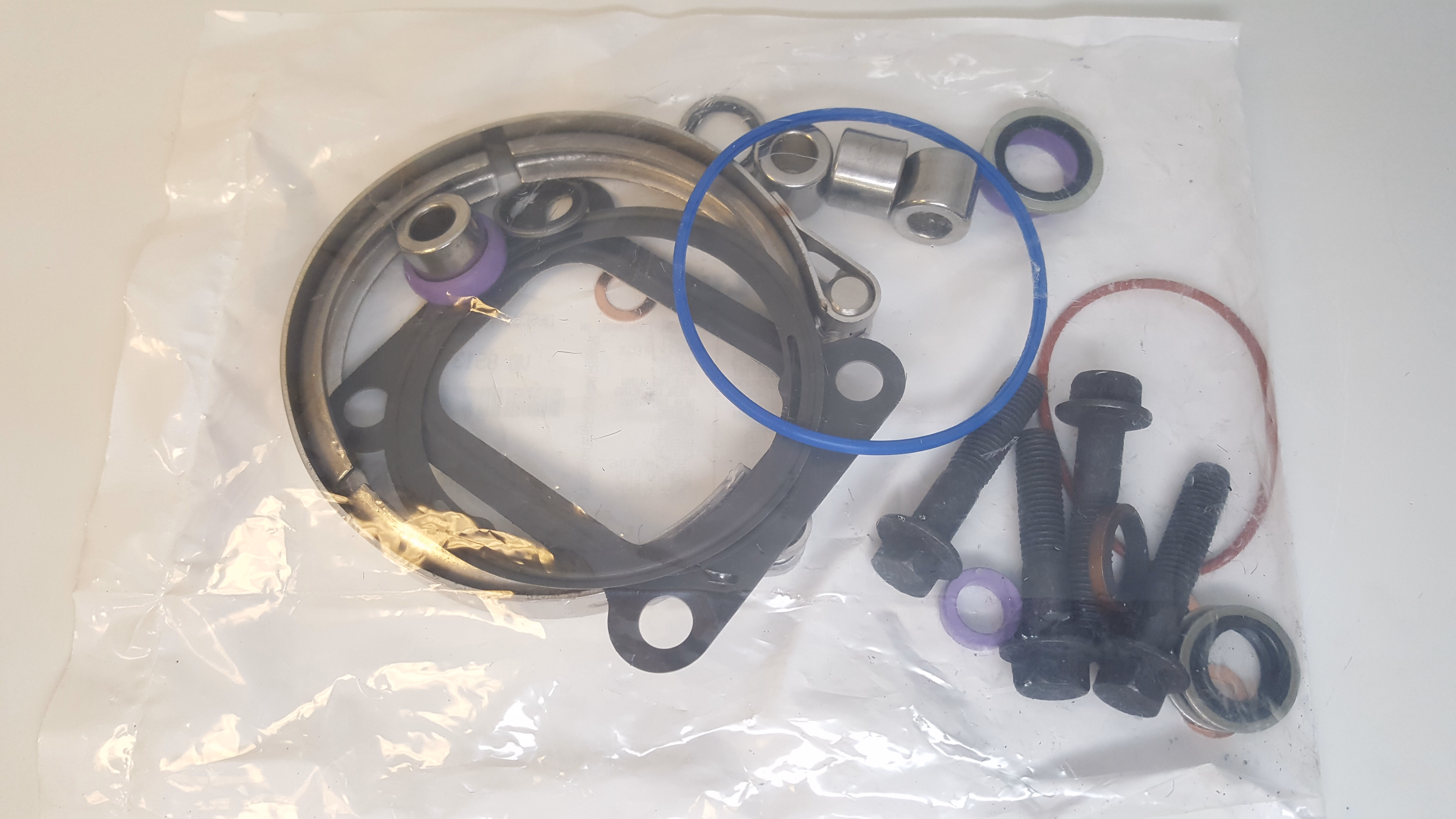 Volvo 85137676 Turbocharger Installation Kit